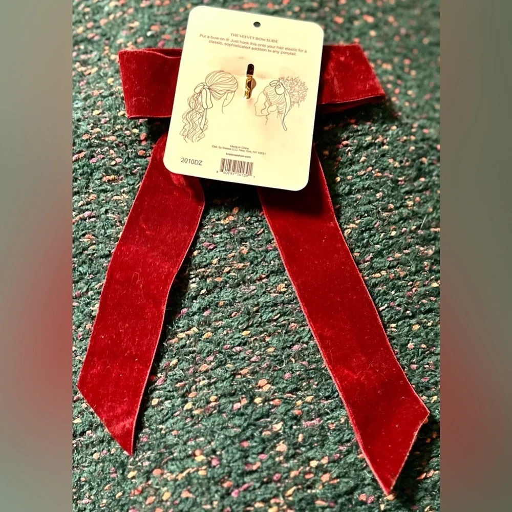 🎸Kristin Ess🎸🔥NWT🔥The Velvet Bow Slide in Burgandy